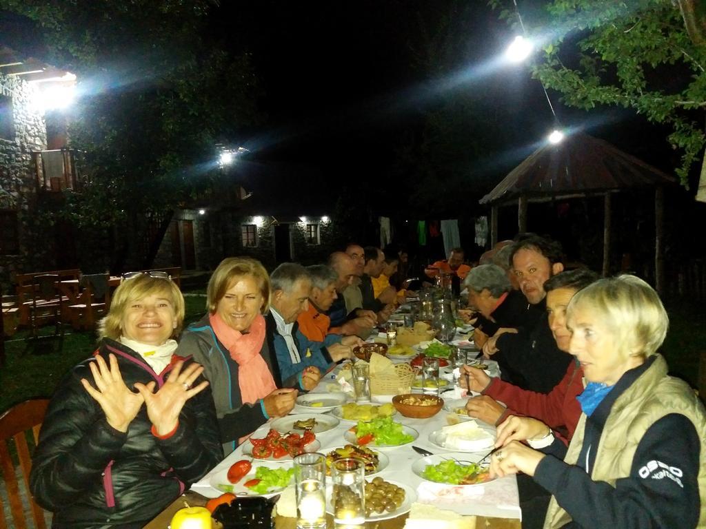 Bujtina Berishta Theth Otel Dış mekan fotoğraf